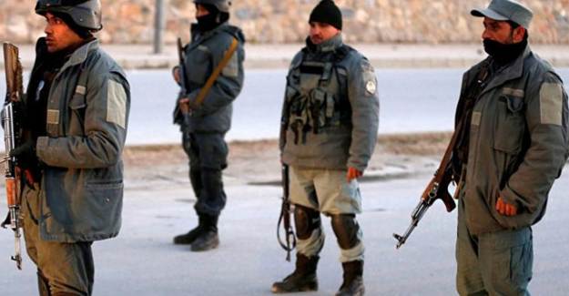 Afganistan'da Terör Saldırısı: 8 Sivil Can Kaybı