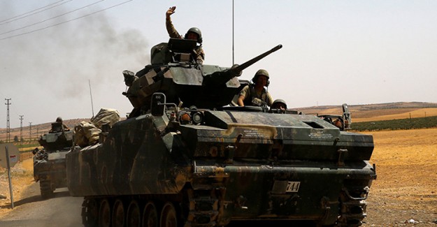 Afrin'de Teröristler Kaçacak Delik Arıyor!