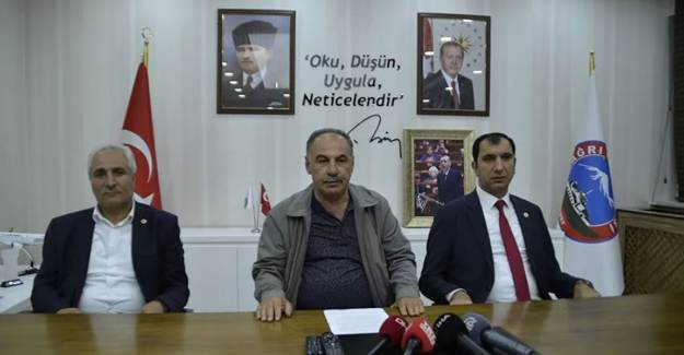 Ağrı'da 3 Belediye Başkanı AK Parti'ye Geçti