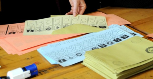 AK Parti İmranlı İlçesinde Seçim Sonuçlarına İtiraz Etti