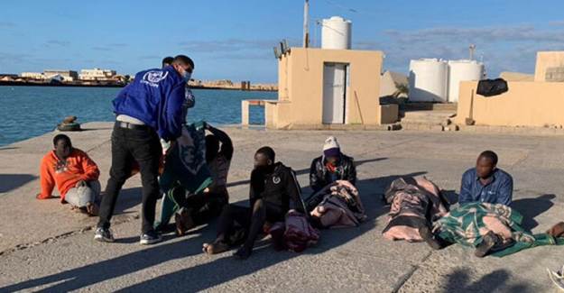 Akdeniz'de Tekne Battı! Onlarca Ölü Var