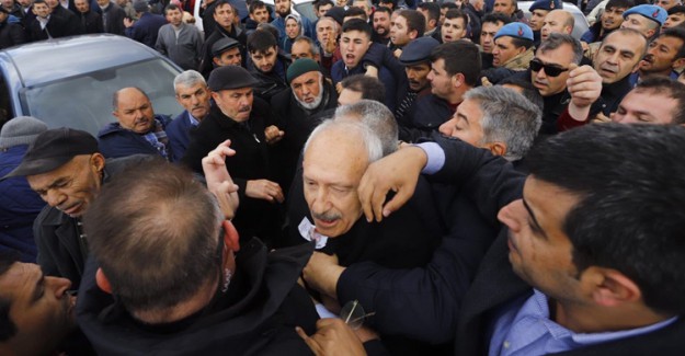 Akkuzulu Mahallesi Muhtarı: Kılıçdaroğlu'na Saldıran Kişileri Tanımıyorum
