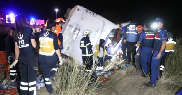 Aksaray'da Feci Kaza! 6 Kişi Hayatını Kaybetti, 44 Yaralı Var