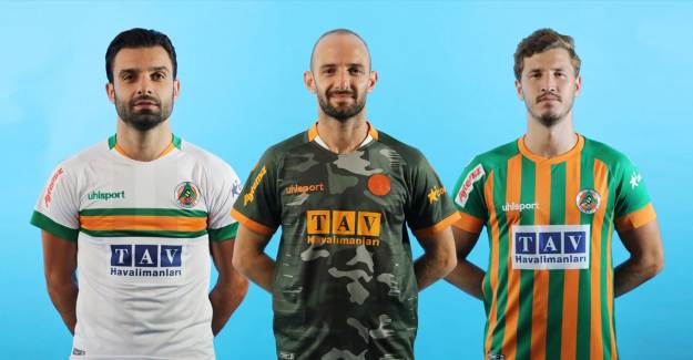 Alanyaspor Yeni Sezon Formalarını Tanıttı