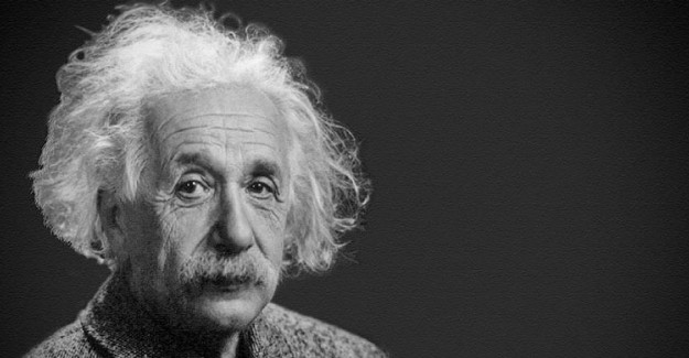 Albert Einstein'ın Dinleri İrdelediği Mektubu 2,9 Milyon Dolara Satıldı