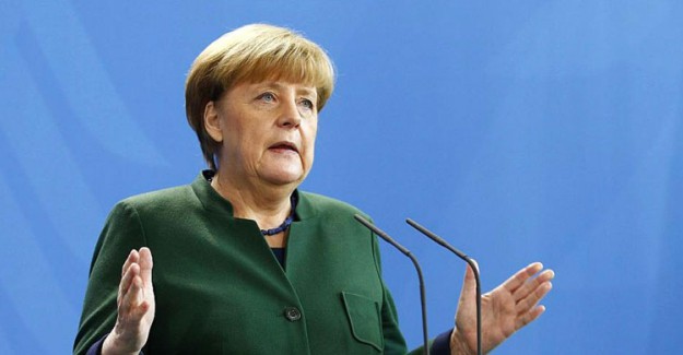 Almanlar Merkel'in Koalisyonunu İstemiyor!