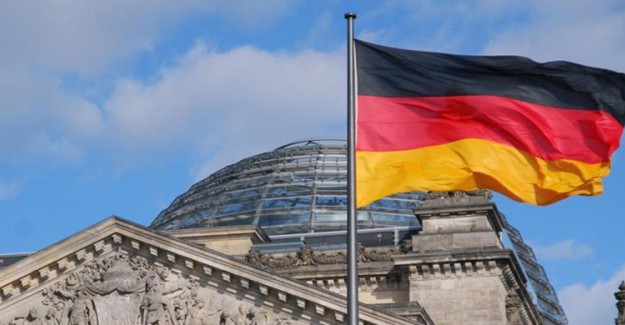 Almanya 2019 Büyüme Beklentisini Düşürdü