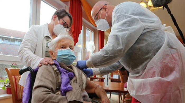 Almanya: Aşı Yalnızca 65 Yaş Altına Uygulansın