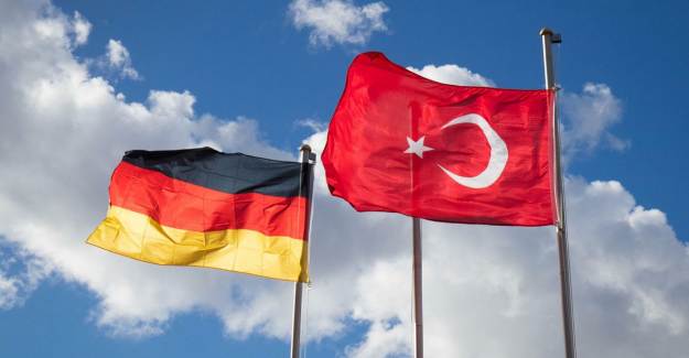 Almanya Türkiye'yi Kovid-19 Risk Bölgesi İlan Etti