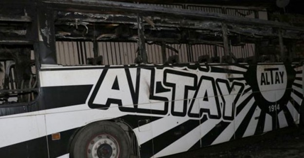 Altay Takım Otobüsü Yandı!