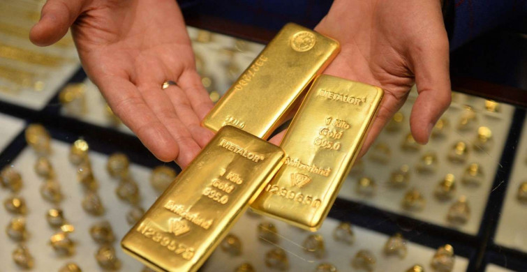 Altın fiyatları ne kadar oldu? Altın yatırımcıları zor durumda! Altın fiyatları en dip noktaya düştü!