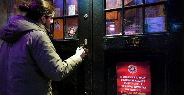Amsterdam'ın Meşhur Eğlence Sokağı Red Lihght Kapatıldı