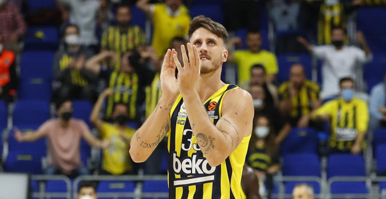 Anadolu Efes, Fenerbahçe Beko'dan ayrılan Polonara'yı transfer etti!