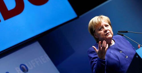 Angela Merkel'in Halefi Belli Oluyor 