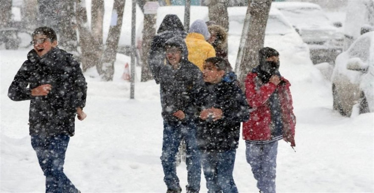 Ankara'da 3 Mart'da okullar tatil olacak mı? Ankara'da yarın kar tatili var mı? Meteoroloji uyardı gözler valilik kararında!