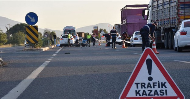 Ankara'da İki Ayrı Trafik Kazası: 5 Yaralı