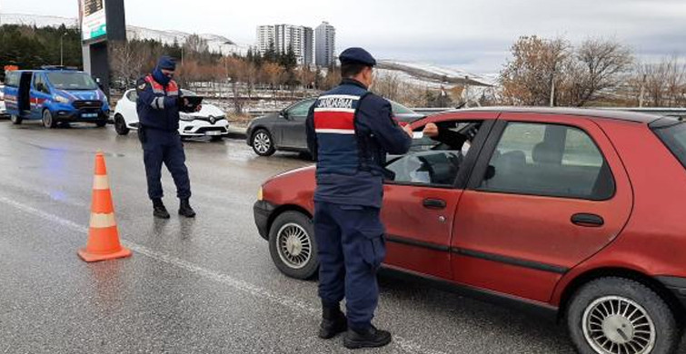 Ankara'da Kısıtlamaya Uymayan 1693 Kişiye Ceza