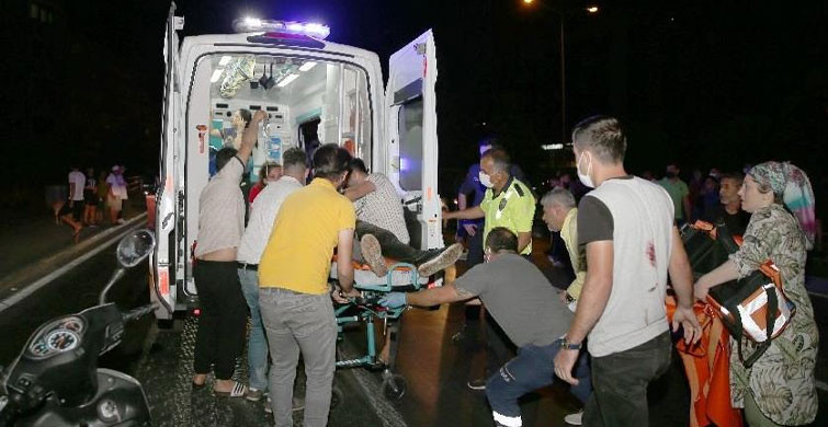 Antalya’da Bıçaklı Kavga Meydana Geldi: 1 Ölü