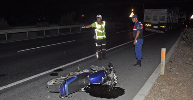 Antalya'da Motosiklet Kazası
