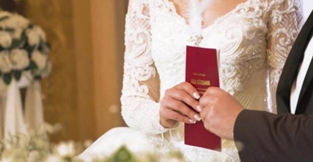 Antalya'da Nikah Törenlerine Kamu Görevlisi Zorunluluğu 