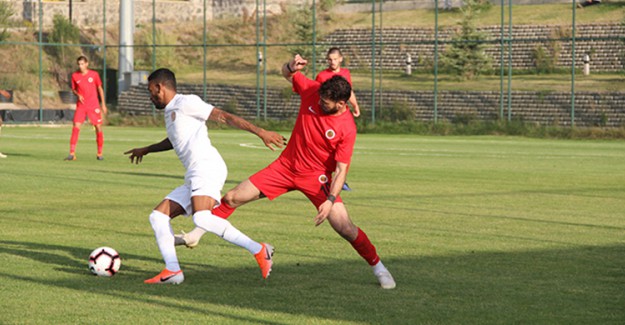 Antalyaspor ile Gençlerbirliği Hazırlık Maçı 1-1 Sona Erdi