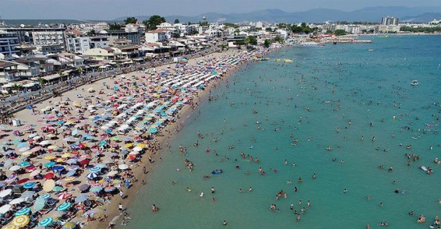 Antalya'ya 193 Ülkeden 8 Milyon Turist Geldi