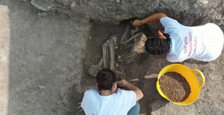 Apartman Bahçesinde Kazı; 8 Bin 500 Yıllık 11 İnsan İskeleti Bulundu