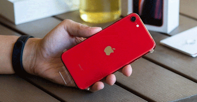 Apple En Ucuz Telefonunu Tanıtmak İçin Hazırlanıyor