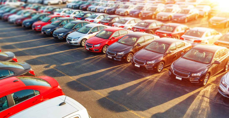 Araba alacaklara kötü haber: Otomobil fiyatlarına Mayıs ayında yüzde 25 zam geliyor!