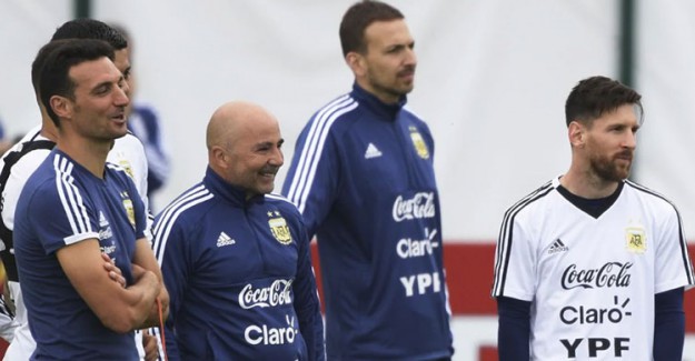 Arjantin Milli Takımı Oyuncularından Sampaoli’ye Çok Sert Sözler! Sır Perdesi Aralandı