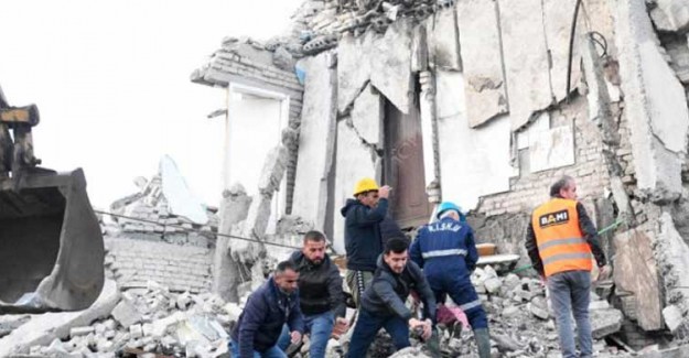 Arnavutluk’ta 5.5 Büyüklüğünde Deprem