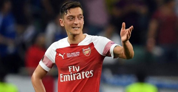 Arsenal'den Mesut Özil Açıklaması!