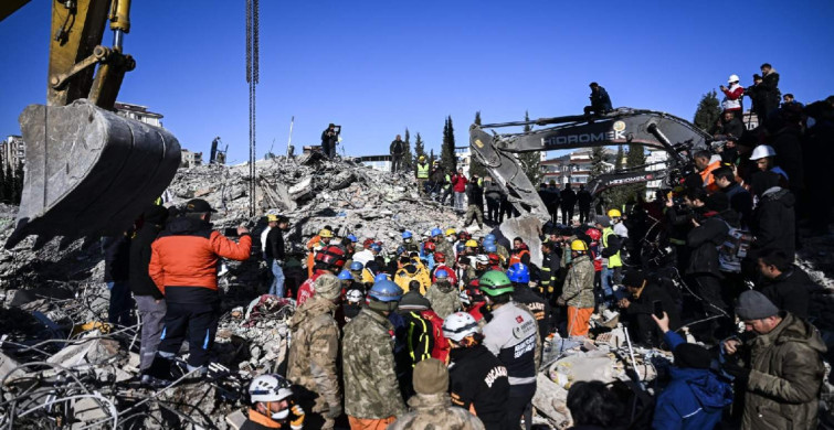 Asrın felaketinde 12. güne girildi: Kurtarma çalışmaları halen devam ediyor