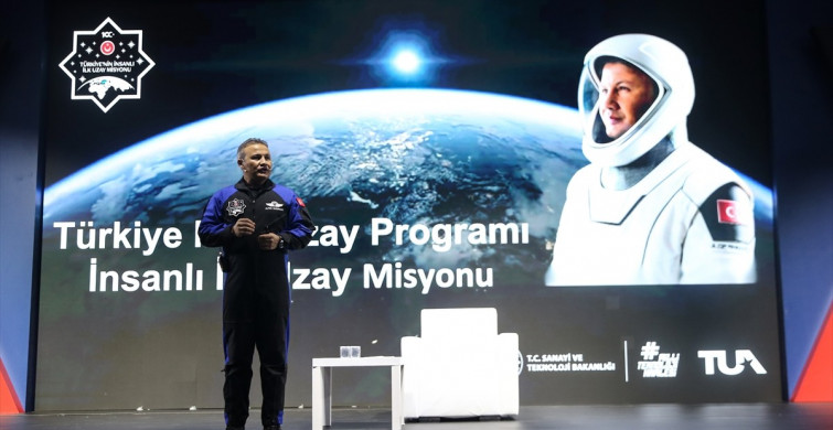 Astronot Alper Gezeravcı TEKNOFEST Adana'da Öğrencilerle Buluştu