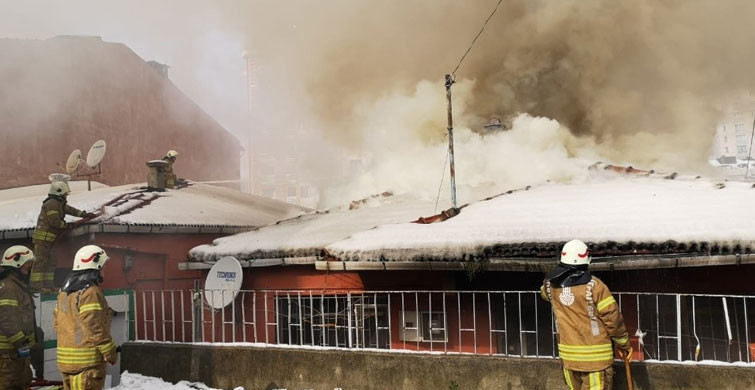 Ataşehir'de Yangın Paniği Mahalleliyi Sokağa Döktü