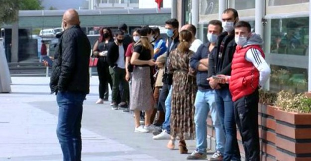 AVM Kuyruğu Prof. Dr. Necmettin Ünal'ı Çıldırttı: Boşuna Mı Konuşuyoruz?