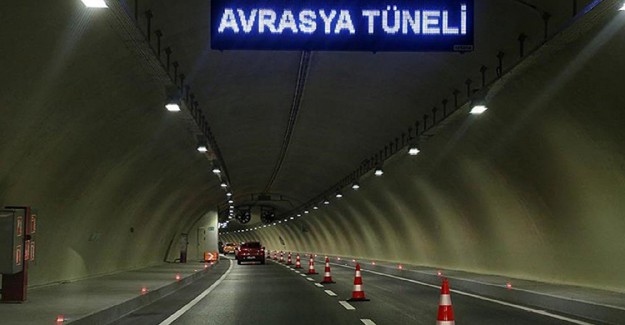 Avrasya Tüneli'nde Kaza; Yol Trafiğe Kapatıldı!