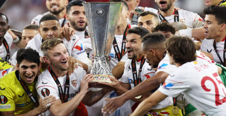 Avrupa Ligi şampiyonu Sevilla oldu: Sonuç Galatasaray’a yaradı