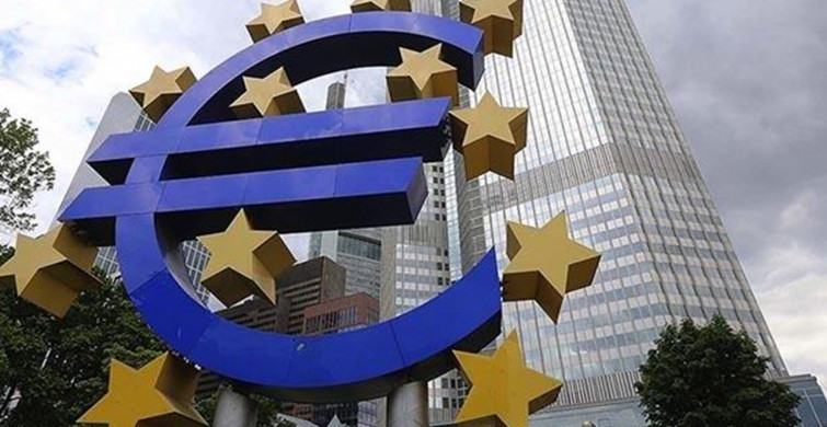 Avrupa Merkez Bankası Ekonomik Aktivitenin Hızlanmasını Beklediğini Açıkladı
