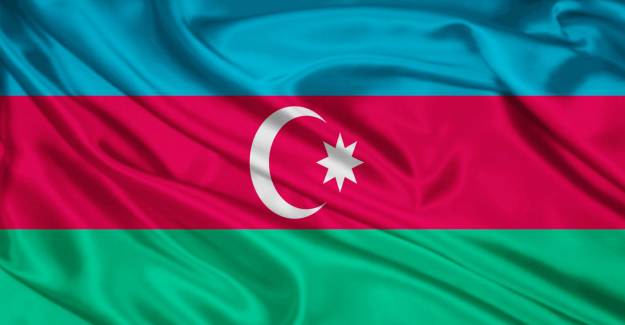 Azerbaycan Cumhuriyeti 102. Yılını Kutluyor