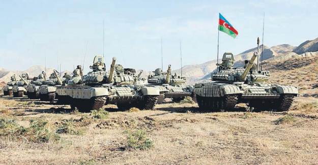 Azerbaycan Ordusu Suşa'yı Kuşattı