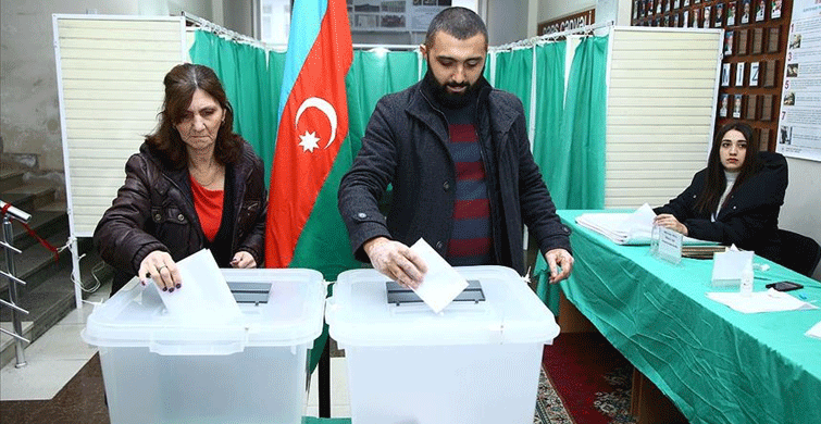 Azerbaycan'da Gündem Yerel Seçimler 