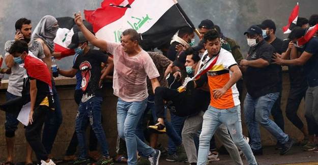 Bağdat'ta Göstericiler Ve Güvenlik Güçleri Çatıştı