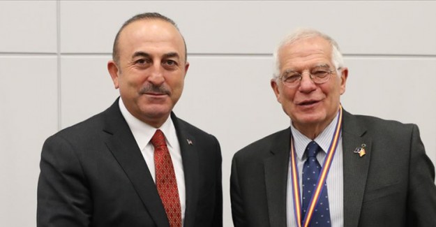 Bakan Çavuşoğlu'dan AB'ye 'Sığınmacı Krizi' Değerlendirmesi