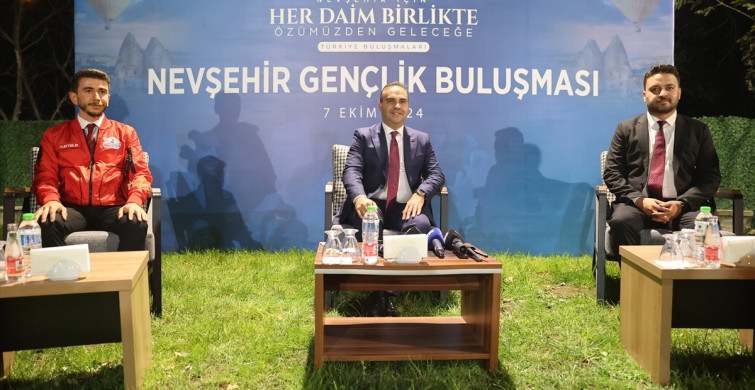 Bakan Kacır, Nevşehir'de Gençlerle Savunma Sanayisinde Yerlilik Oranlarını Paylaştı