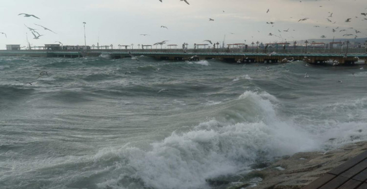 Bakan Kurum’dan Marmara Denizi açıklaması: Uydu görüntüleriyle anlık takip edilecek
