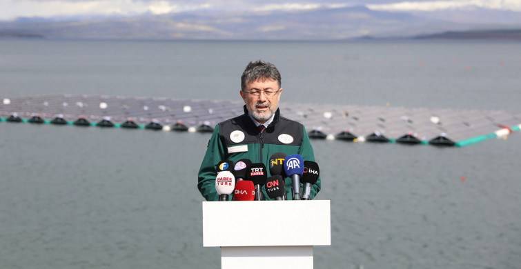 Bakan Yumaklı, Elazığ’ı ziyaret etti: Türkiye’nin ilk yüzer güneş enerjisi santralini inceledi!