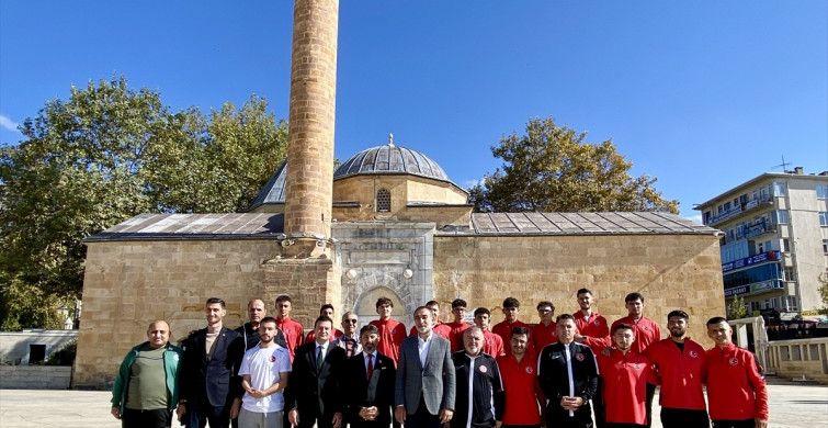 Balkan Şampiyonu Ampute Futbol Takımı Kırşehir'de Teşekkür Ziyaretleri Düzenledi