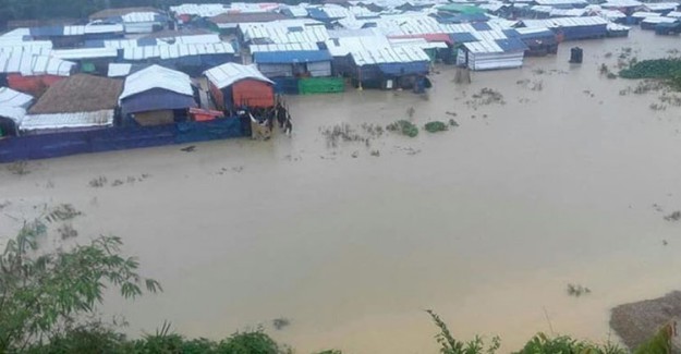 Bangladeş'teki Sellerde Ölü Sayısı 104'e Yükseldi