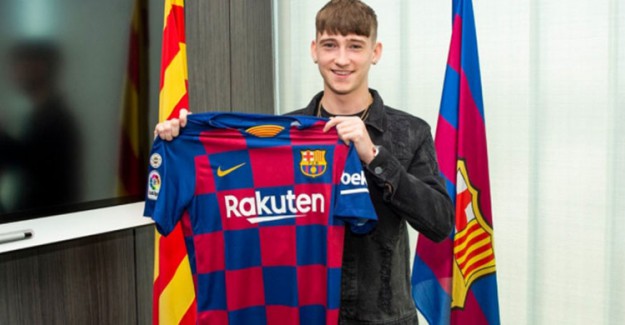 Barcelona 16 Yaşındaki İngiliz Futbolcuyu Transfer Etti